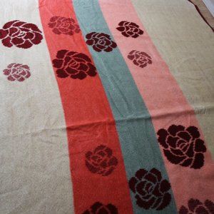 Vintage San Marcos Blanket Red cream flowers